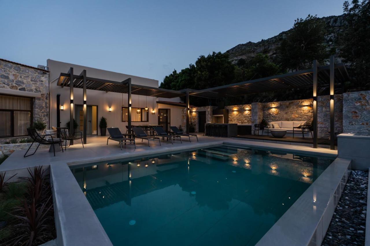 Eumelia Iconic Villa, With Heated Pool & Whirlpool, By Thinkvilla Asi Gonia Esterno foto